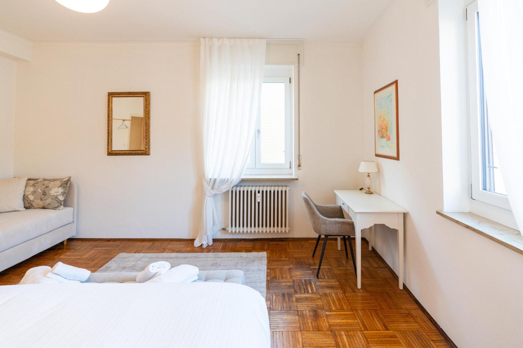 Domus Verona - Elegante Residenza Con Affaccio Su Porta Leoni Cameră foto