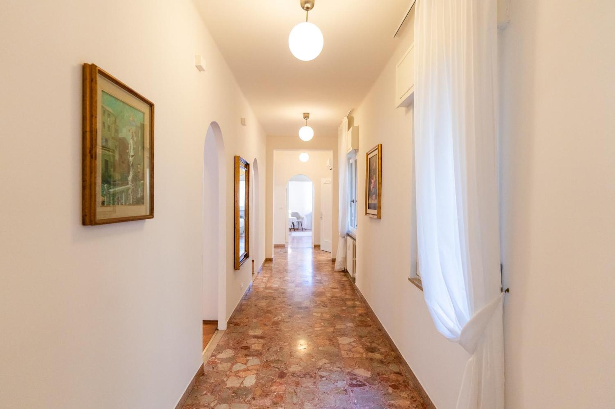 Domus Verona - Elegante Residenza Con Affaccio Su Porta Leoni Cameră foto
