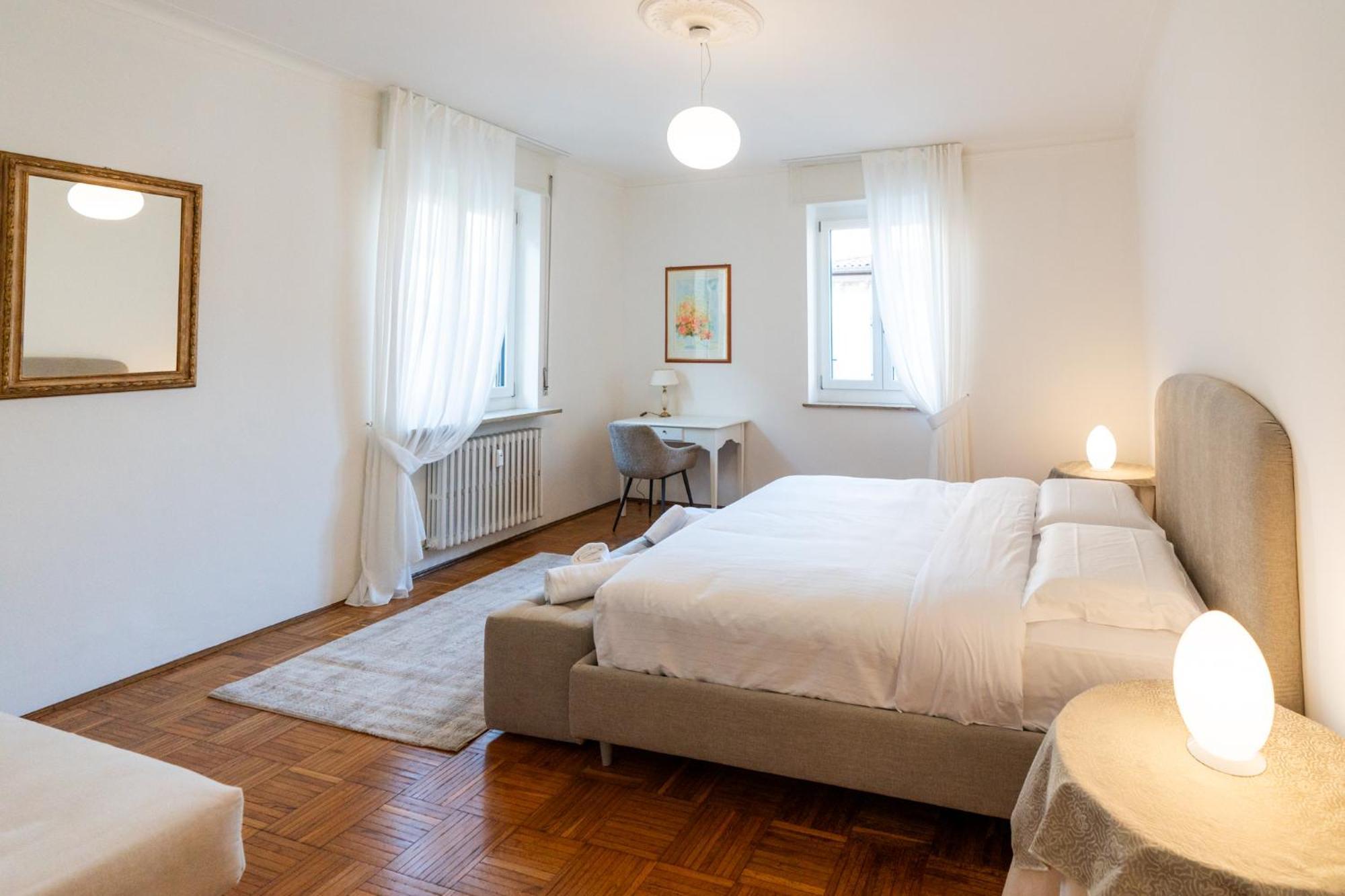 Domus Verona - Elegante Residenza Con Affaccio Su Porta Leoni Cameră foto