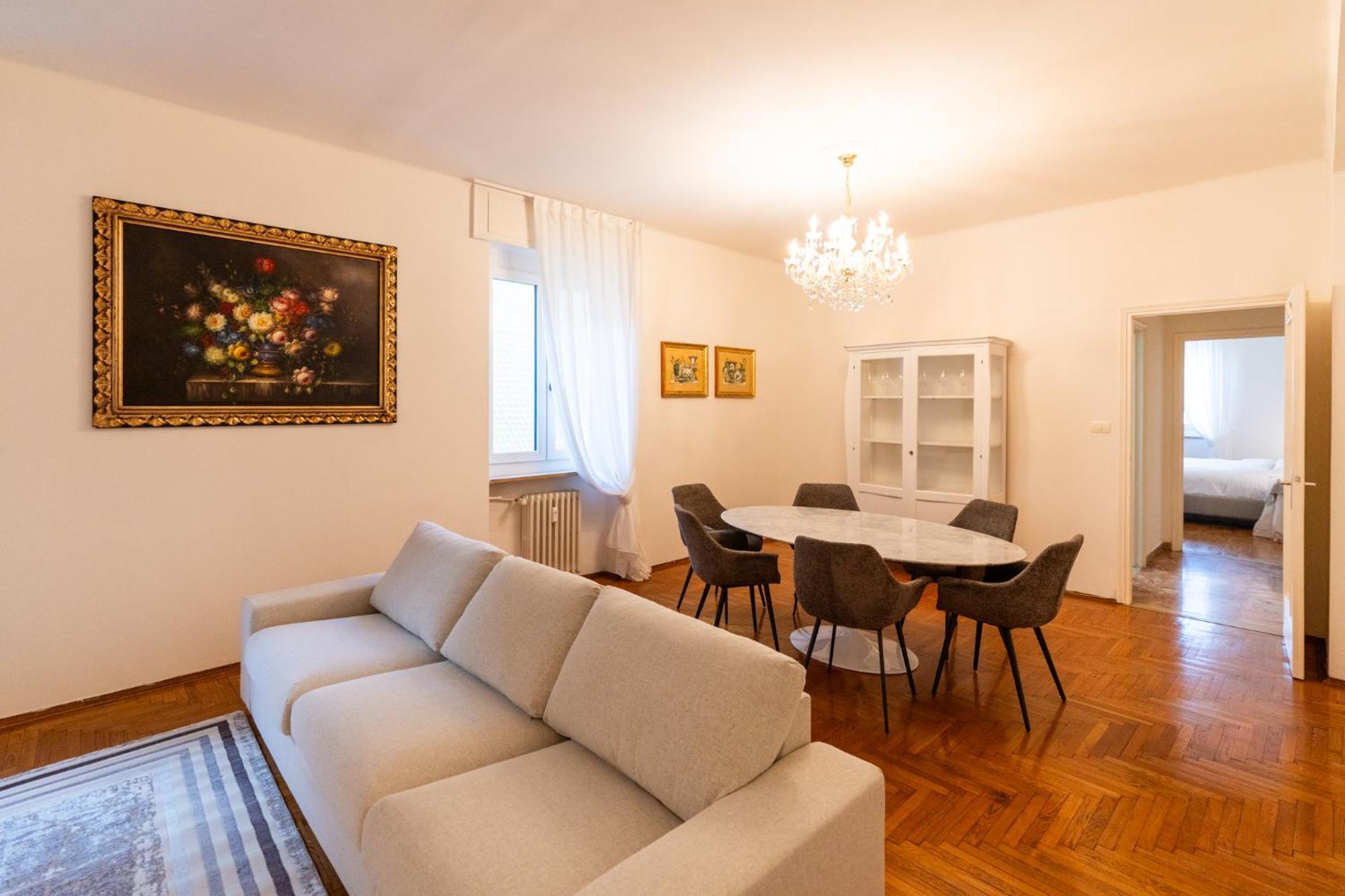 Domus Verona - Elegante Residenza Con Affaccio Su Porta Leoni Cameră foto